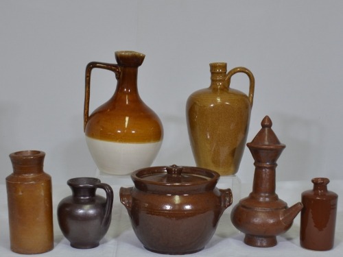 Pottery x 7 - A selection of antique pottery and stoneware bottles x7