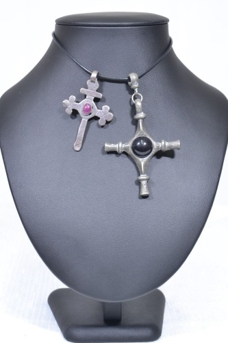 Jewellery - Ethiopian Cross Pendant with semi-precious gemstones x2, Unmarked silver.