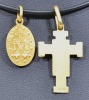 Religious Artifacts - Crucifix (tested 18 K gold 3.05g) and virgin Mary (plated gold) (5.3g total) - 2