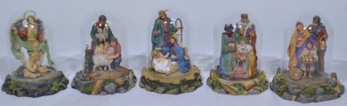 Religious Items - Nativity set under glass domes x 5