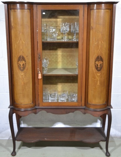 Furniture - Display cabinet, Mahogany with inlaid beading and door panels.