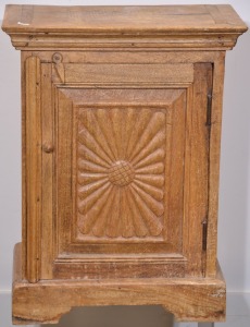 Furniture - Small wooden cabinet with carved door. 55 cm x 52 cm