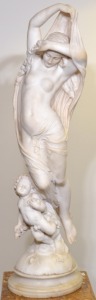 Art - Marble statue, Nude lady with cherub, 88 cm, Old repair to finger, toes and plinth, please see photos.