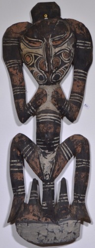 Tribal - Tribal carved and painted wall sculpture. 65 cm.