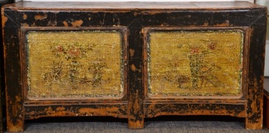 Furniture - Asian side-board wood end with distressed paint, 170 x 85 x 45 cm