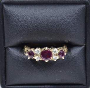 Jewellery - Ruby and diamond gold London bridge style ring, Stamped 375, 2.9grams