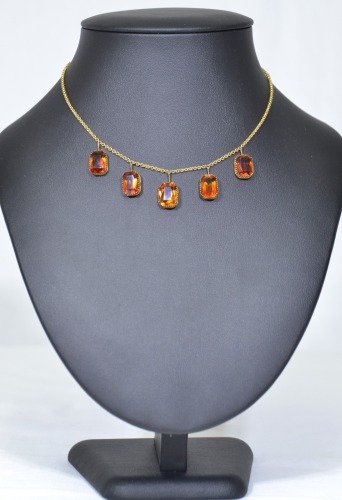 Jewellery - 9ct gold necklace (tested) with 5 topaz stones, 8.3grams