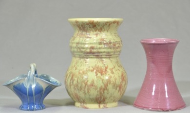 Australian pottery x3 - Bendigo, Stones, Remued