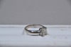 Jewellery - Ring - Low quality diamond, O, Tested 9kt, weighs 4.57g - 3
