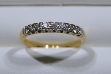 Jewellery - Ring - London Bridge Design with Diamonds, P, Tested 18kt, weighs 2.91g