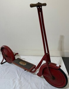 Toys - Large Red Cyclops Scooter - Minor Marks