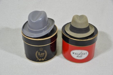 Salesman Sample - Group Lot, Lee hats miniature box with Dobbs hat inside. Mallory Hats miniature box with plastic hat inside.
