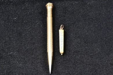 Jewellery - Propelling Pencils x2 - One with art deco Egyptian writhing, the other is marked 'Ever Sharp". Tested 13kt, Weighs 6.07g