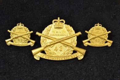 Militaria - Hat & Collar Badges - 43rd Infantry, The Hindmarsh Regiment