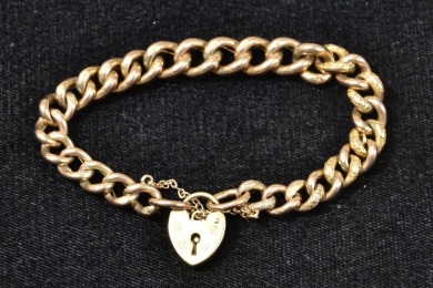 Jewellery - Hollow Gold Bracelet with Lockett, D 7cm approx., Each part is Marked 9kt, Weighs 13.1g
