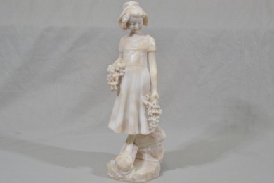 Sculpture - Farm Maid with grapes, Alabaster, H 41cm.