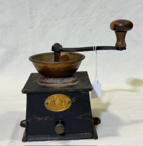 Kitchenalia - Coffee Grinder - Kenrick Coffee Mill