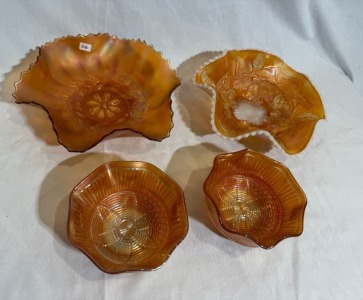 Carnival Glass - Group Lot (4) - Marigold bowls in various sizes including patterns Daisy, Leaves & Cherries