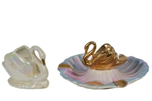 Australian Pottery - Wembley X2