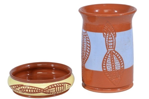 Australian Pottery - E Deemera Yarrabah pottery