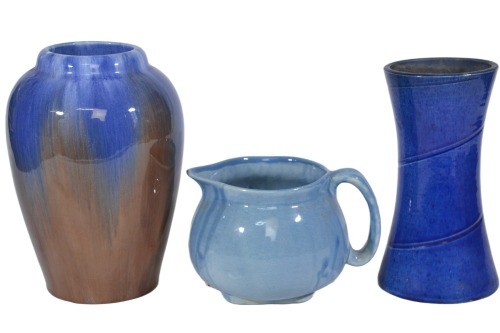 Australian Pottery - Group lot X 3
