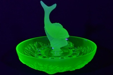 Uranium Glass - Float bowl with Flying Fish