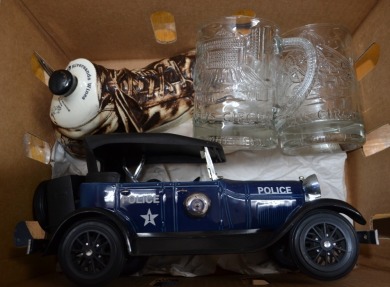 Box Lot - Jim Beam decanter and Casino Mugs