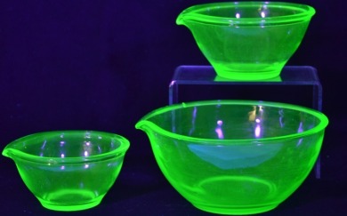 Uranium Glass - Household- Mixing bowls X 3