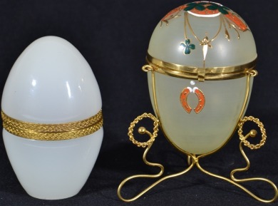 Art Glass - Murano style - Egg shaped x2