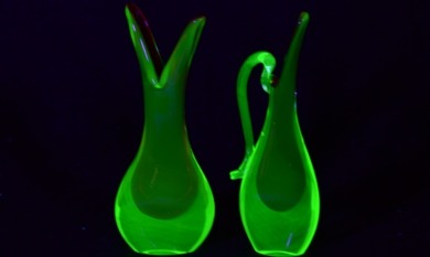 Art Glass - Murano - Beak vases x2
