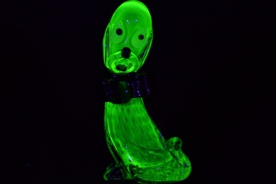 Uranium Glass - Murano style - dog figurine