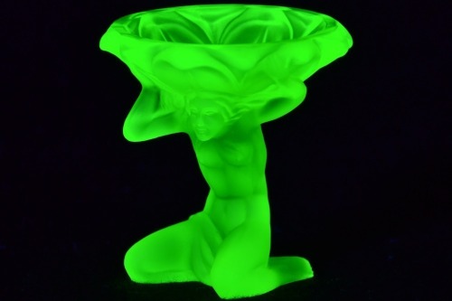 Uranium Glass - Desna Glass - Ring Dish