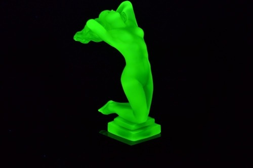 Uranium Glass - Desna - Lady figurine