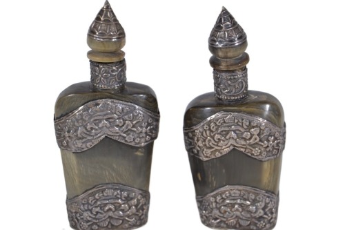 Asian collectable - perfume bottles x 2