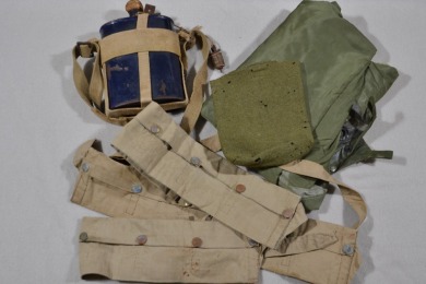 Militaria - Group Lot - canteen and more