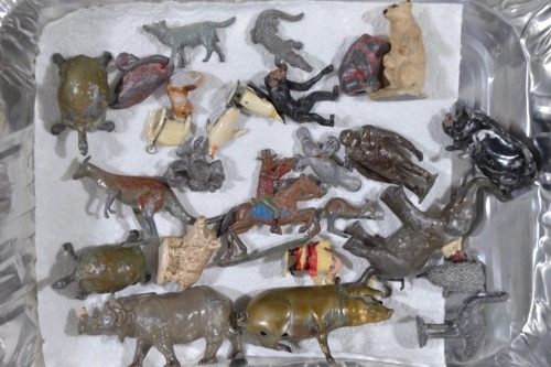 Toy - Group Lot - cast and ceramic Animals x27