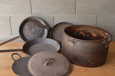 Cast Iron - Group lot