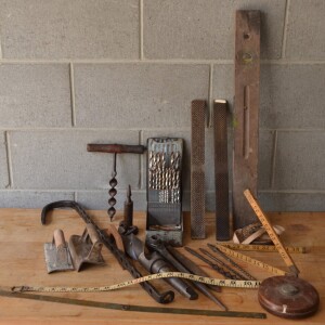Group Lot - Miscellaneous measuring tools and devices