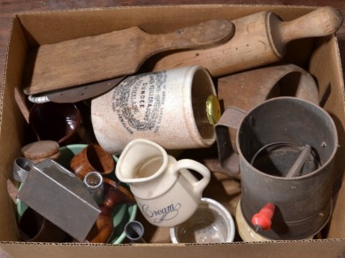 Box Lot - Kitchenaila