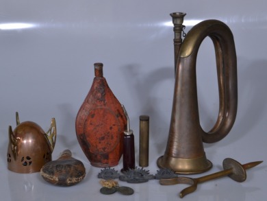Group Lot - Military items