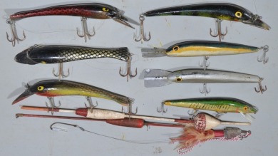Nautical - Fishing Lures and Floats