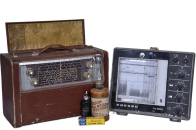 Technology - Radio & Depth sounder