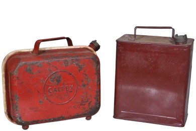 Garagenalia x 2 - Fuel tins - Caltex & Blank