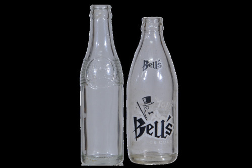 2 x Crown seals - Bell & Humes cordials