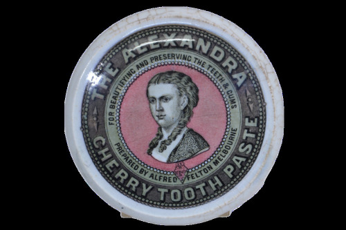 Chemist - Potlid - The Alexandra, Alfred Felton, Melbourne