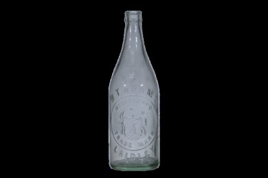 Crown seal - 26oz - W.T. Adams, Laidley