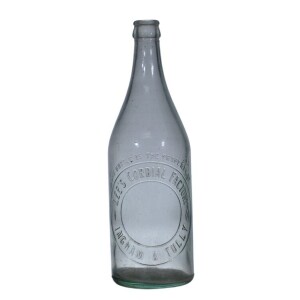 Crown seal - 26oz - Lee's Cordial Factory, Ingham & Tully