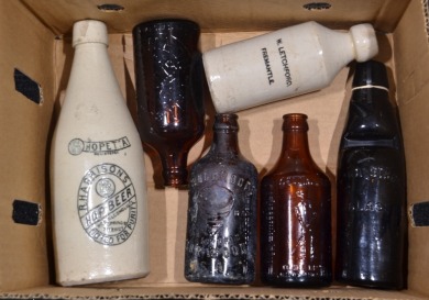 Box lot -