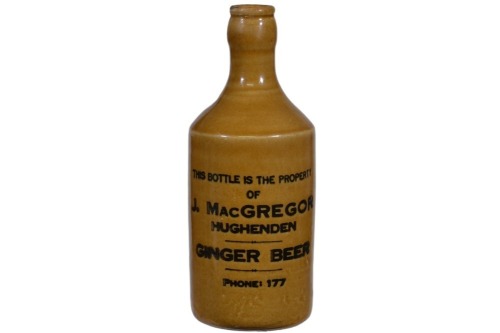Ginger Beer - Crown seal - J. MacGregor, Hughenden