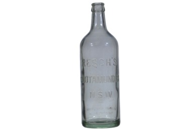 Crown seal - 24 oz - Resch's, Cootamundra, NSW